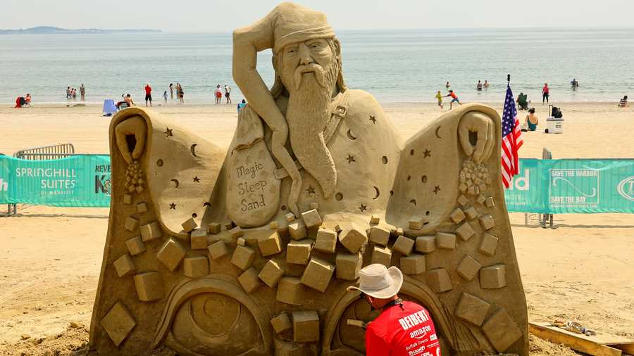What It's Like to Be a Professional Sand Sculptor - Thrillist