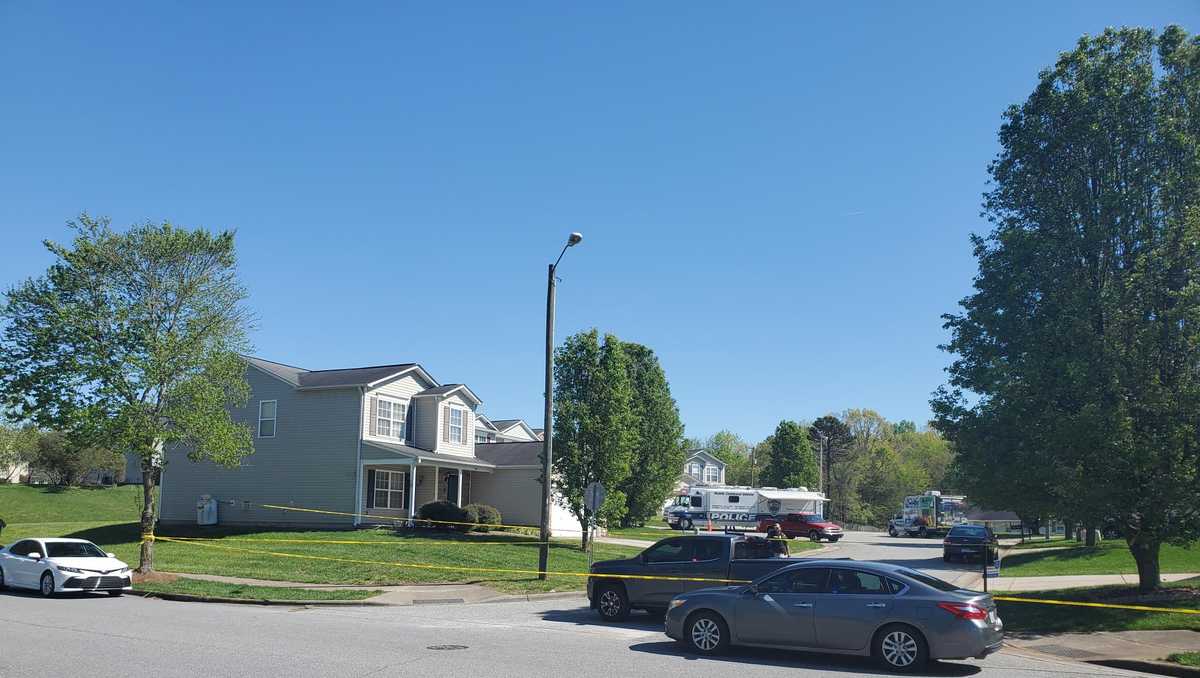 North Carolina shooting leaves 3 children and their mother dead