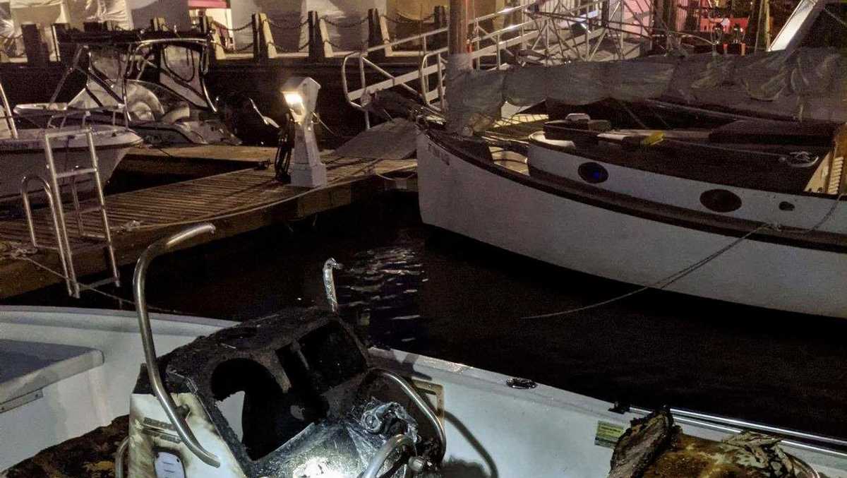Boat catches on fire in Beaufort, quick actions of firefighters save