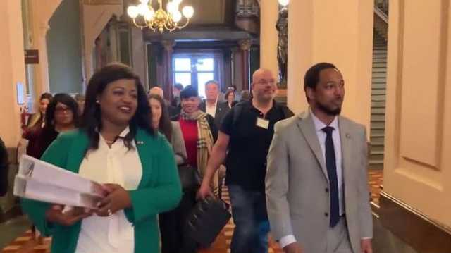 Democrat Deidre DeJear to hold rally after lt. governor pick - Vimarsana News