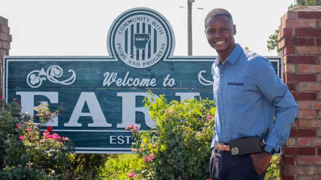 Teen elected as mayor in Arkansas town - Vimarsana News