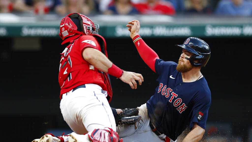 Xander Bogaerts hits go-ahead homer in win over Guardians