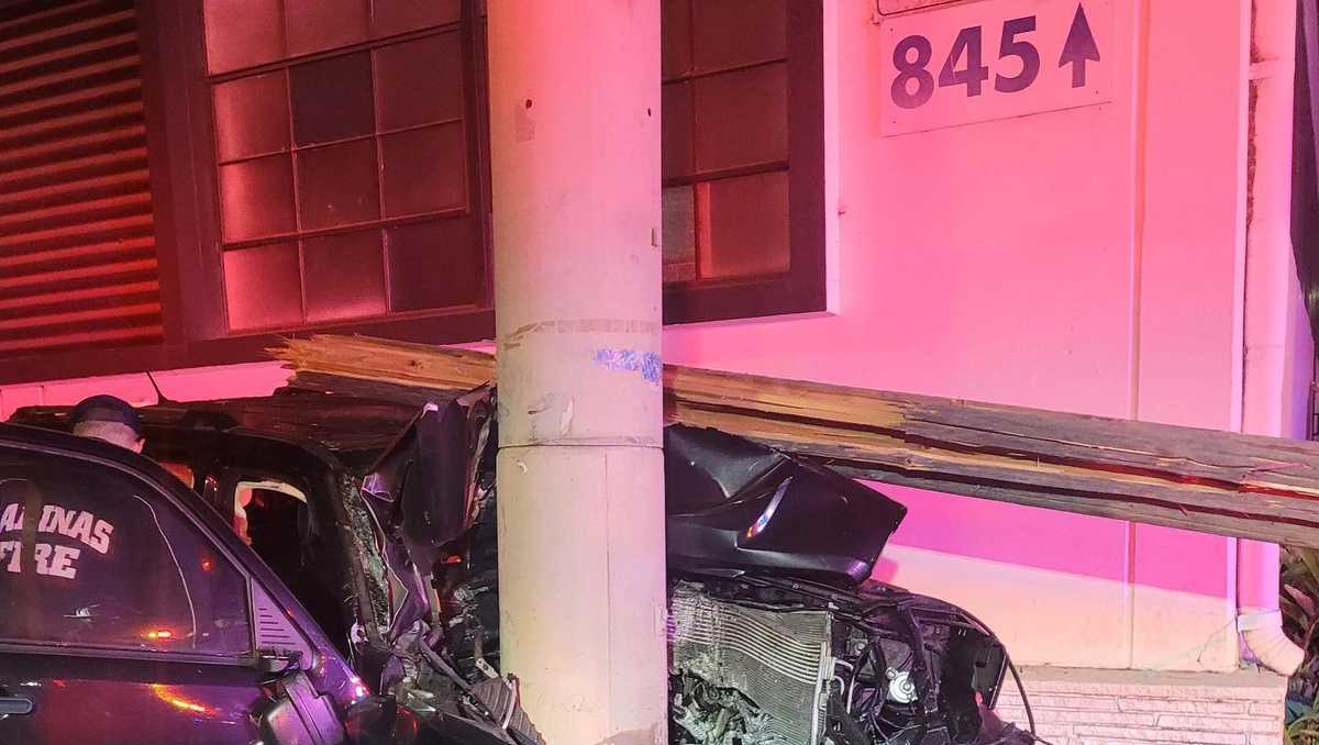 2 hospitalized after drunken driver crashes into Salinas power pole