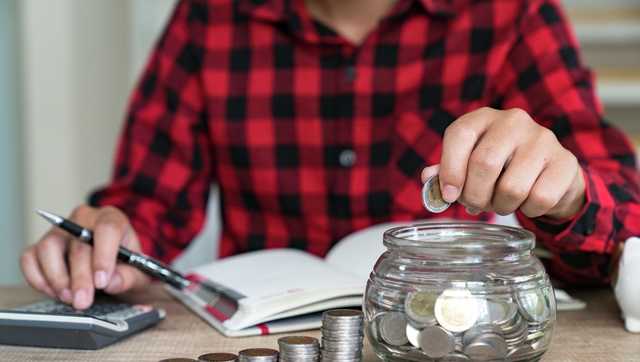 Financial hardship? Do this instead of dipping into your 401(k) - Vimarsana News