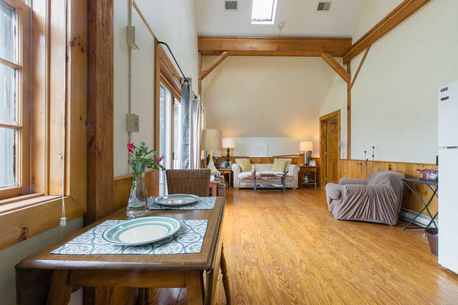 Spectacular equestrian estate on market for 2.25M