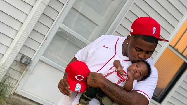 Family, friends mourn young father shot to death at Western Hills Walmart - Vimarsana News