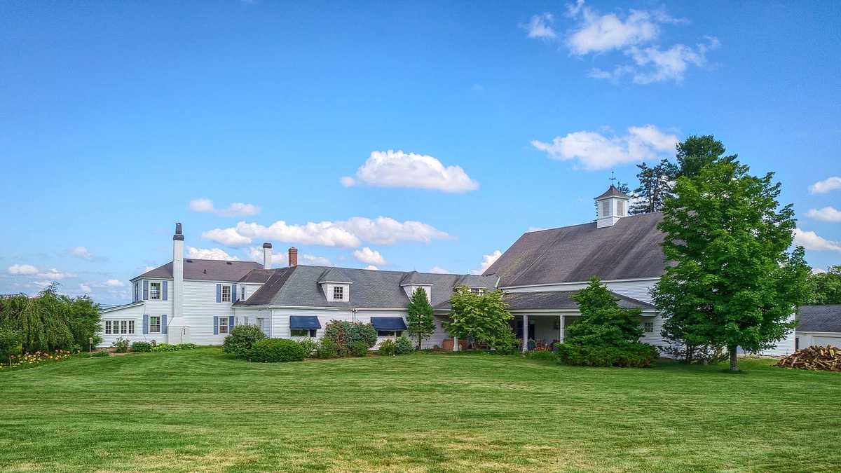 Cambridge Grant Farm on market in Ashburnham for 1.25M