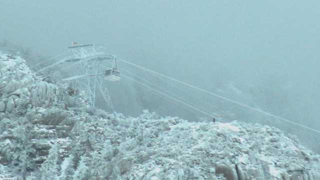 People stranded on Sandia Peak Tramway in Albuquerque - Vimarsana News