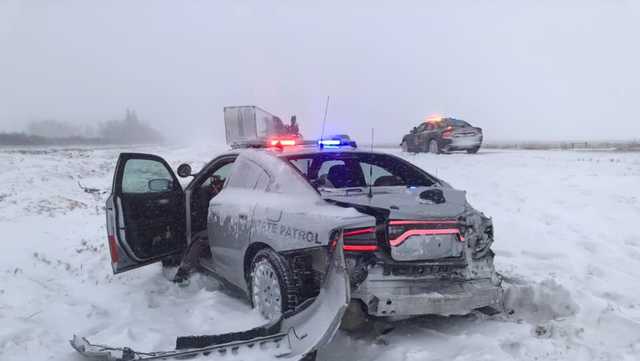 ISP wants to strengthen Iowa's Move Over Law. Here's what troopers want changed - Vimarsana News