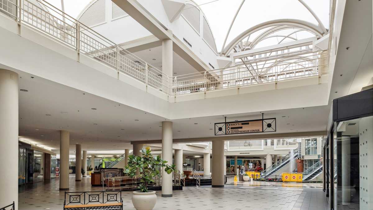 Orlando Fashion Square Mall up for sale, could become 0 million mixed-use development