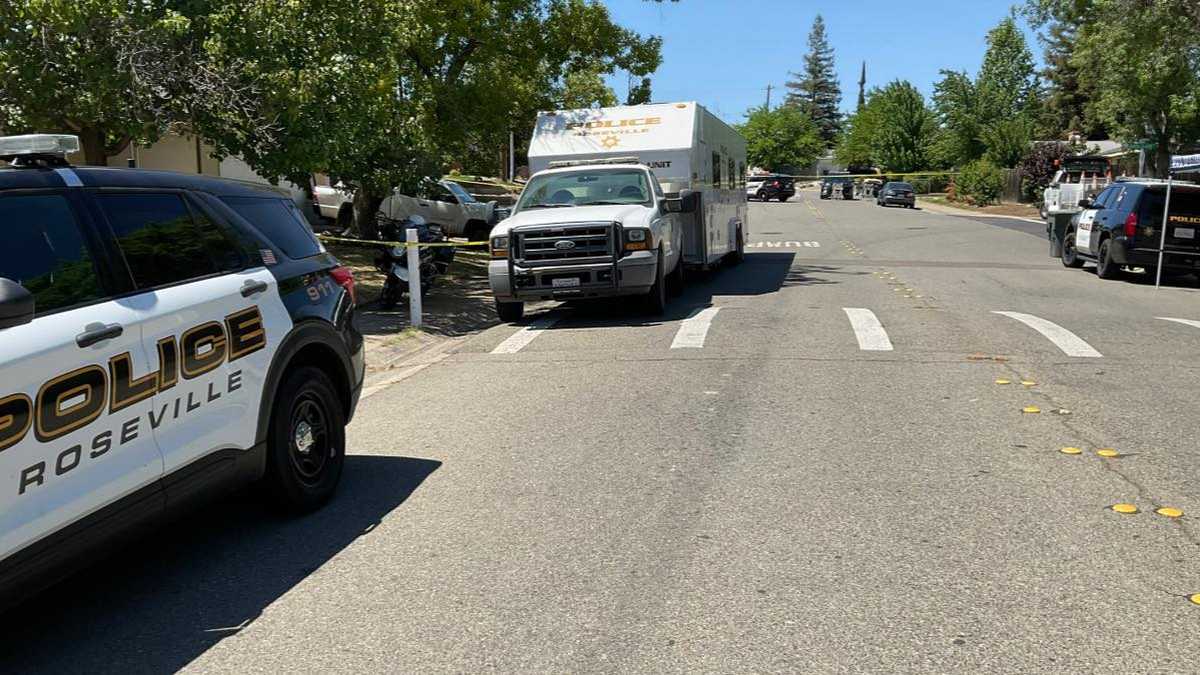 Man booked on murder charges after death at Roseville home