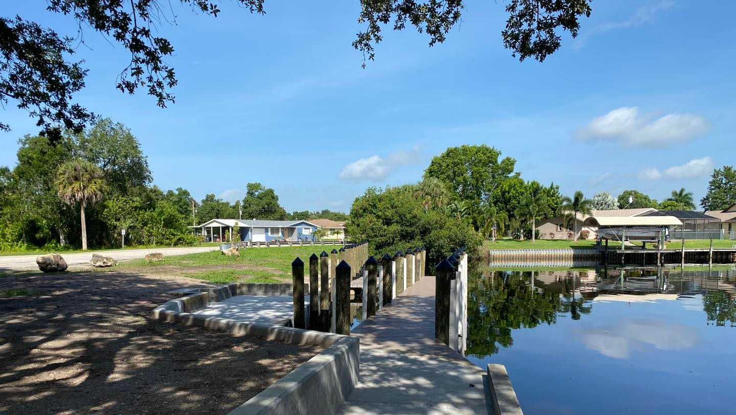 Blue-green algae reported in Lee County - Vimarsana News
