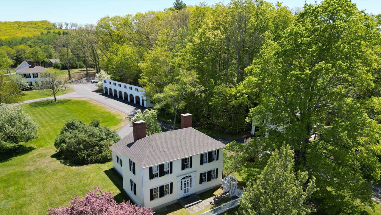 Tuft Hill, Maine: You can own your own Maine town - Vimarsana News