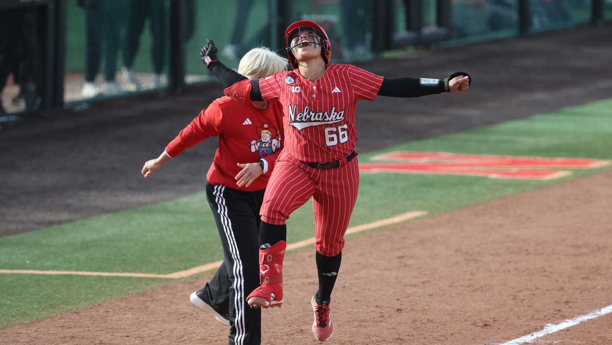 Nebraska holds off Michigan, advances in Big Ten Tournament