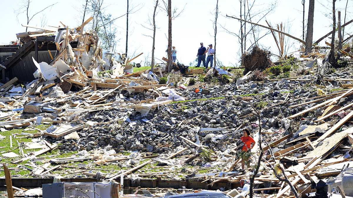 PHOTOS April 27, 2011 tornado outbreak in Alabama