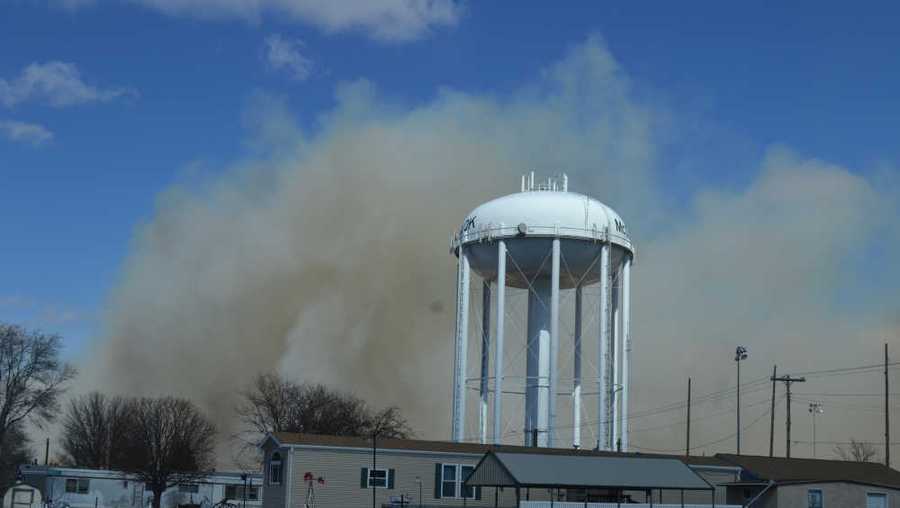 Growing grass fire calls for partial McCook evacuation