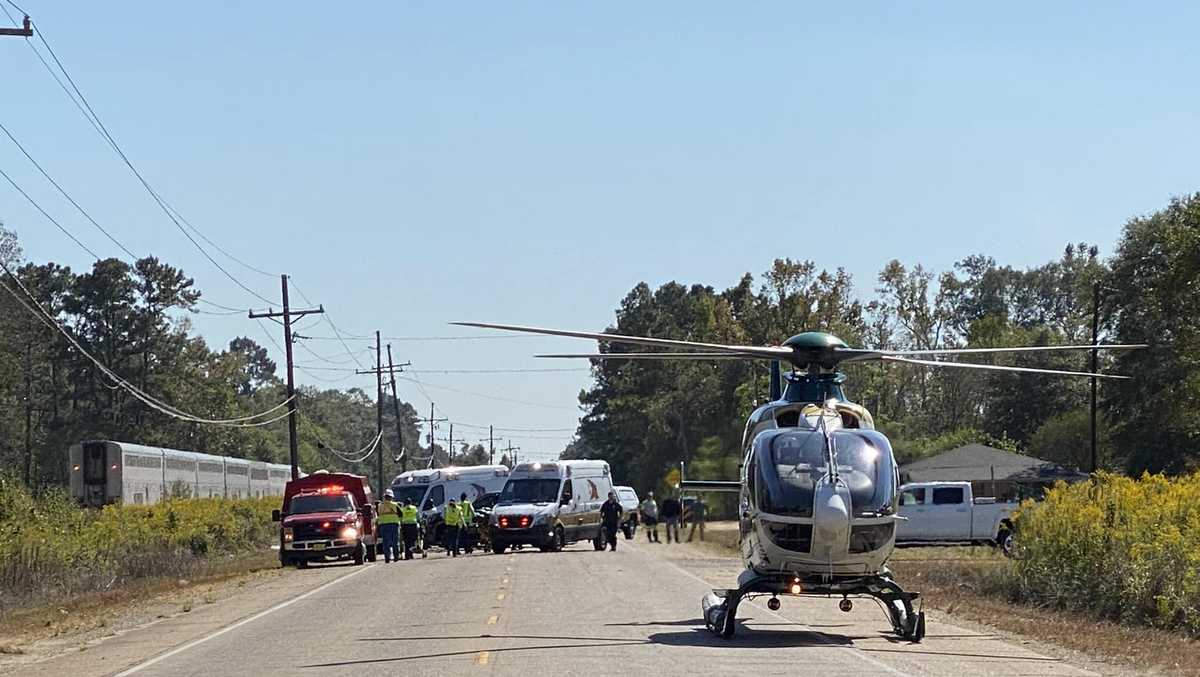 Tangipahoa Parish Sheriff's Office reports an Amtrak train hit a SUV on