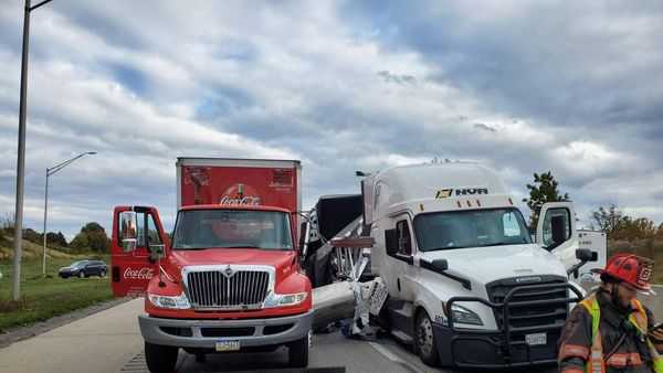 Two vehicle crash causing delays on Route 30 in Lancaster County - Vimarsana News