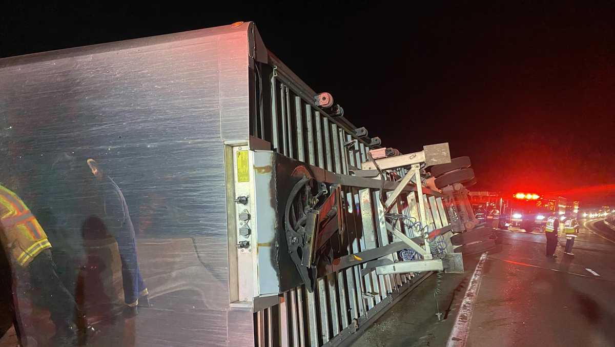 Crash involving tractortrailer leads to restrictions on I279 South