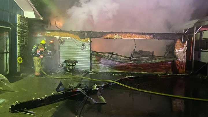 crews battle a structure fire in pea ridge early thanksgiving morning.