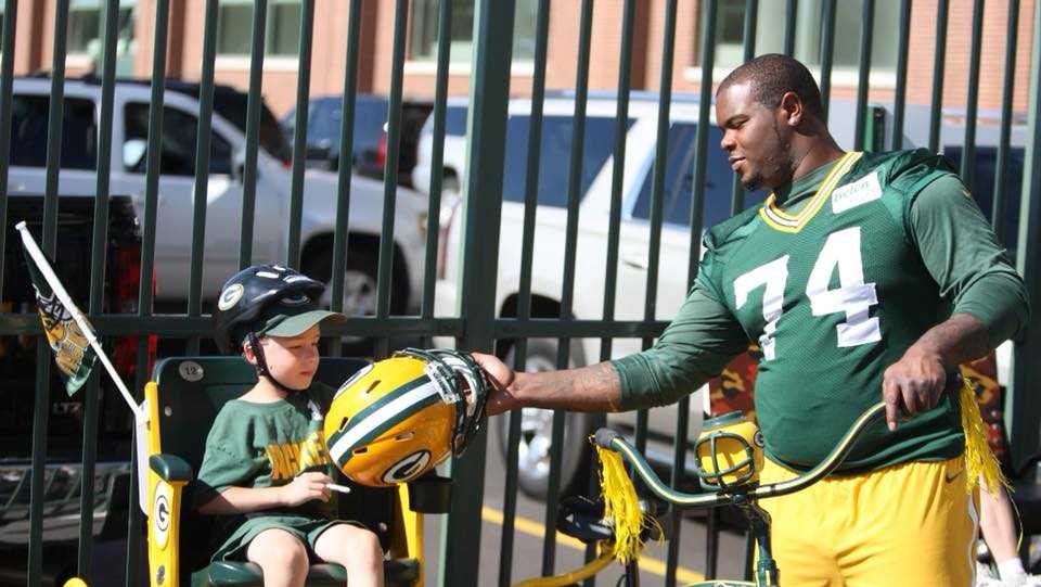 Former NFL player found shot to death inside his home in Jefferson ...