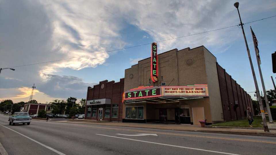 Elizabethtown Historic State Theater Reopens With 1 Movies