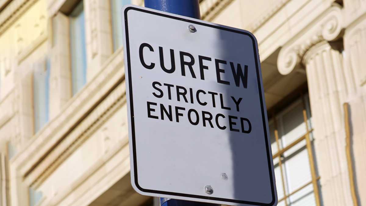 11 p.m. to 6 a.m. curfew for juveniles under consideration in one South Carolina county