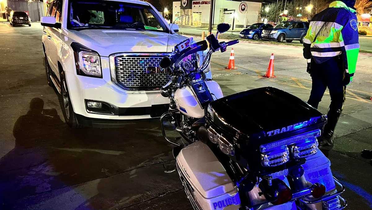 Slidell police motorcycle hit by drunk driver after parade