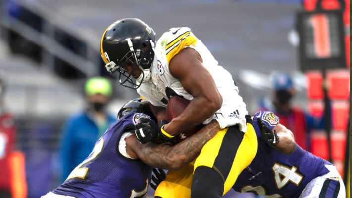 JuJu Smith-Schuster returning to Steelers on 1-year deal