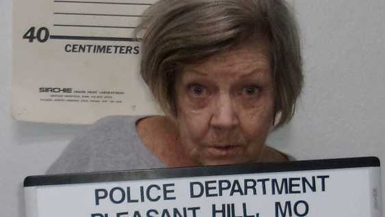 Court agrees to reduce bond of 78-year-old woman accused of robbing bank - Vimarsana News