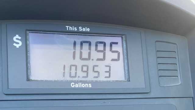 Watsonville gas station sells gas for $1 in equipment glitch - Vimarsana News