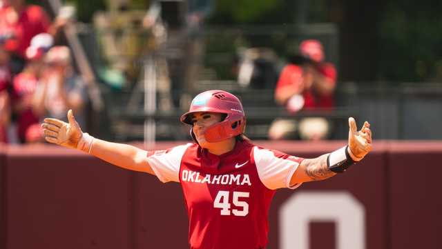 Oklahoma beats Stanford in Women's College World Series opener - Vimarsana News