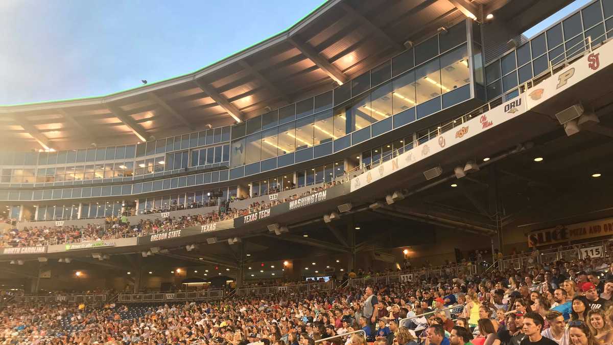 PHOTOS College World Series opening ceremony