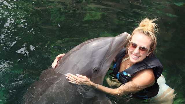 Brittany Mahomes draws ire of PETA after posting dolphin photos - Vimarsana News