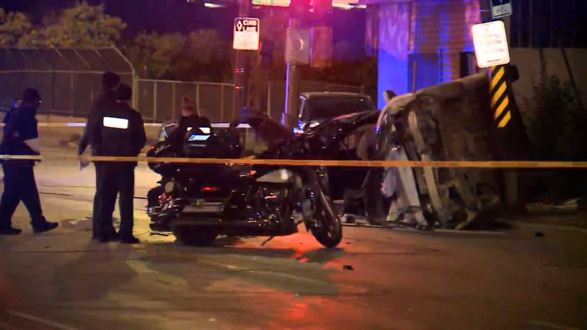 1 Dead, 2 Taken To Hospital In Milwaukee 2-vehicle Crash