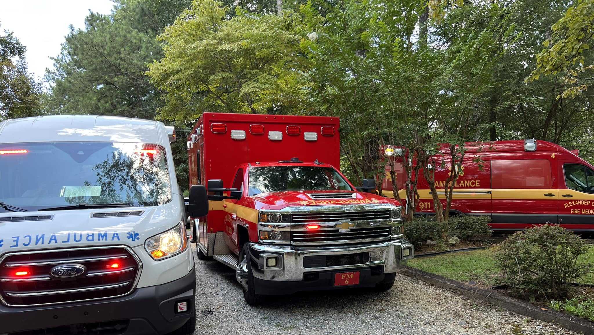 6 people in critical condition after deck collapse in Alabama - Vimarsana News