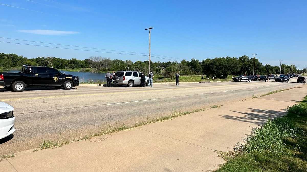 Suspect in custody after pursuit, standoff in Stillwater, officials say