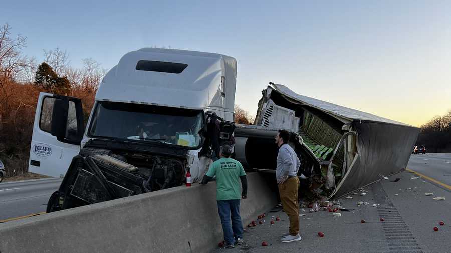 OSP: 1 dead, multiple injured after 8-vehicle crash on I-75 in Warren ...