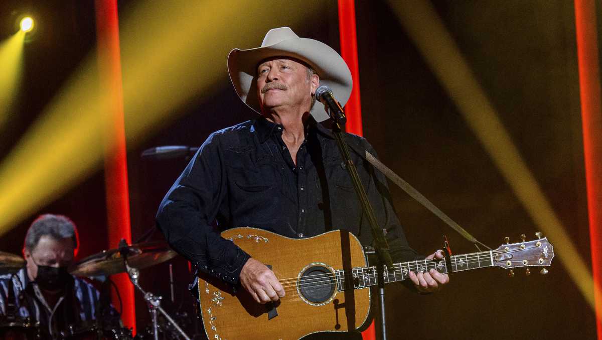 Alan Jackson Tests Positive for COVID-19, Cancels Kansas City Concert –  Billboard