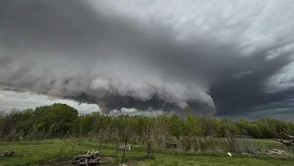 storm clouds april 30, 2024, near allerton