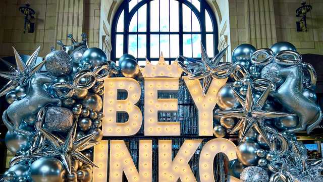 Alpha-Lit KC has a new Beyoncé photo op at Union Station - Vimarsana News