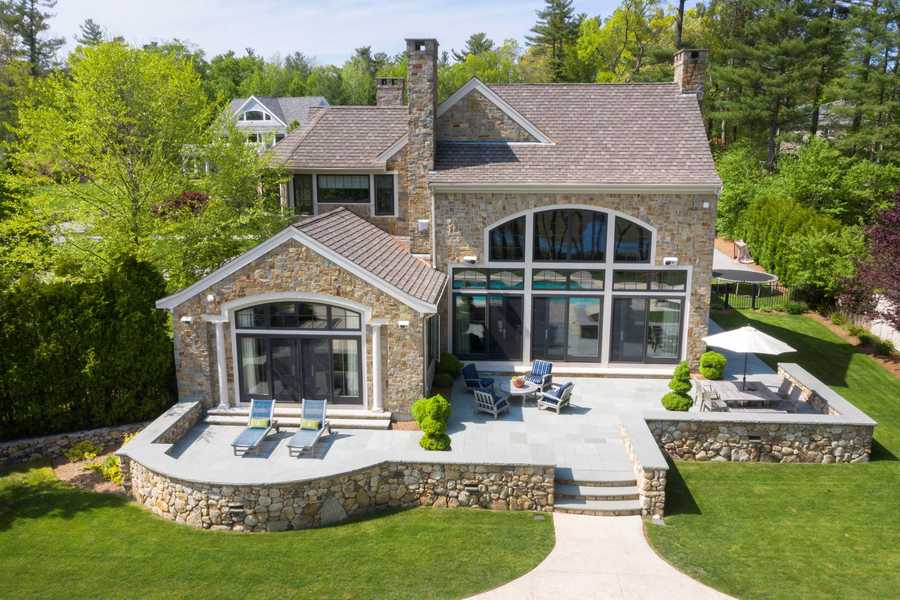 Grand waterfront residence on market in Norwell for 3.5M