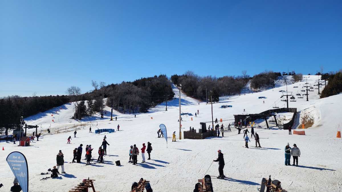 Iowa Mt. Crescent kicking off winter season with sledding event