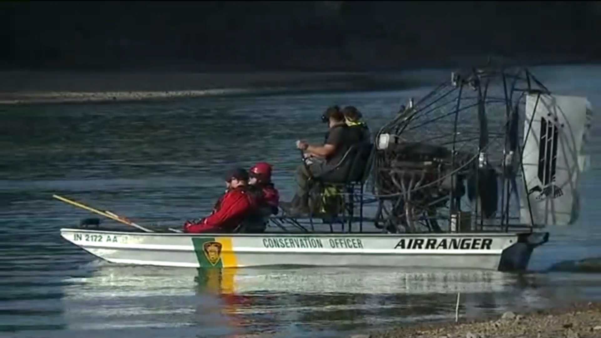 4 Dead, 1 Still Missing After Boat Capsizes Along Indiana River