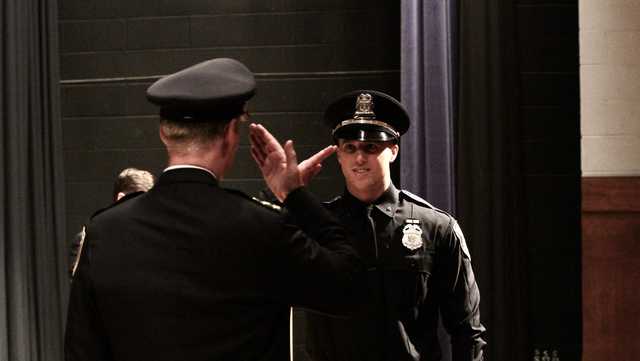 Milwaukee Police Dept. posts tribute to officer who died after off-duty crash - Vimarsana News