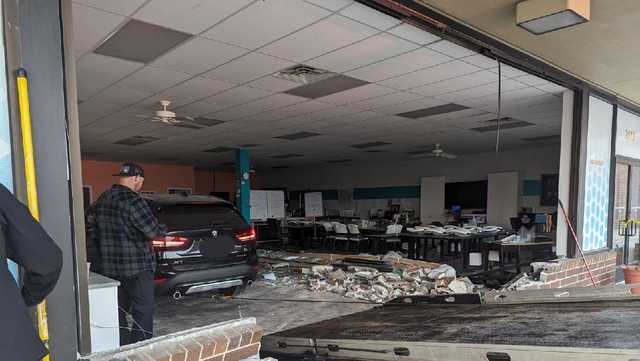 Car crashes through Olathe nonprofit PawsAbilities - Vimarsana News