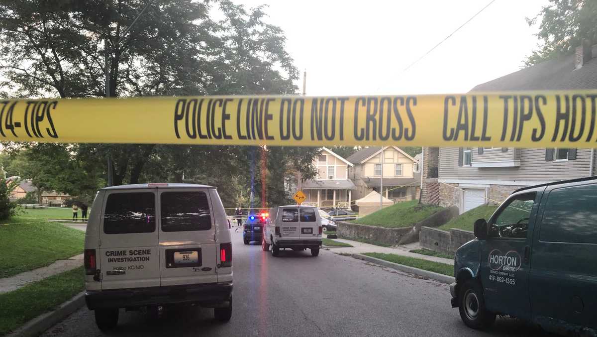 Kansas City police investigate fatal shooting Wednesday near 40th, Tracy