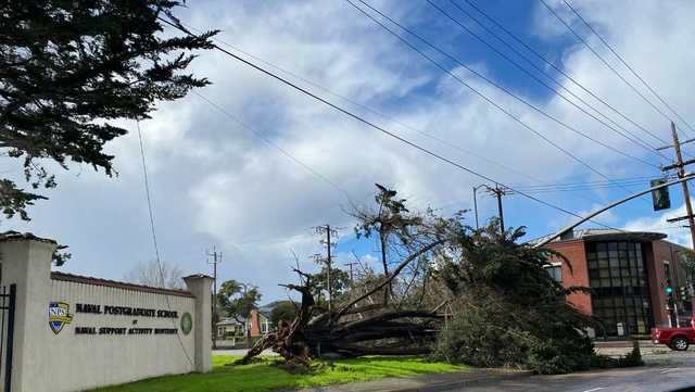Atmospheric River: Evacuation orders issued, 37K without power due to strong winds - Vimarsana News