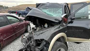 'Absolutely a believer in seatbelts now': Man survives high speed interstate crash - Vimarsana News