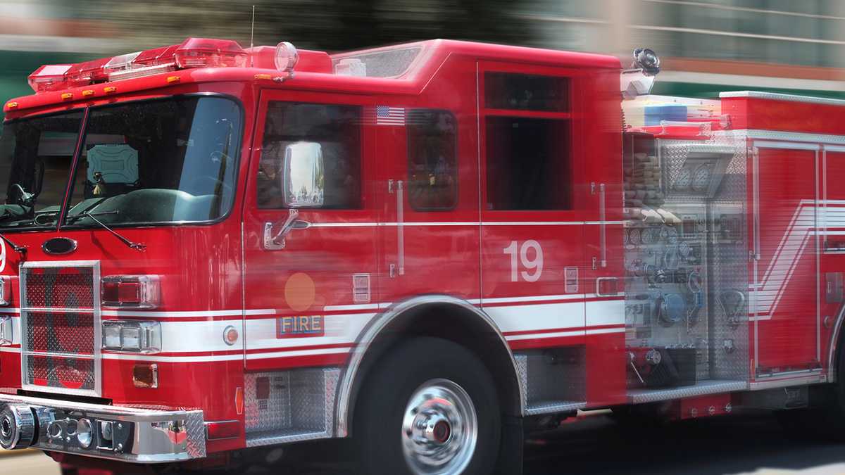 Fire crews battle large brush fire in North Carolina
